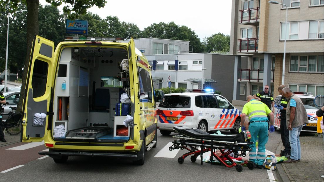 Het slachtoffer raakte gewond en is naar een ziekenhuis gebracht.
