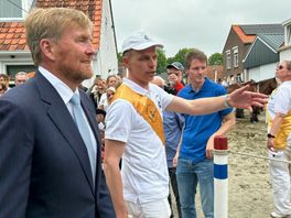 Koning stapt niet op paard in Nieuw- en Sint Joosland: 'Maar misschien ga ik stiekem in de tuin een keer oefenen'