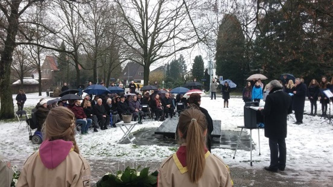 In Ede is zondag de Jodenvervolging in de Tweede Wereldoorlog herdacht.27 januari 1945 werd vernietigings- en concentratiekamp Auschwitz bevrijd.