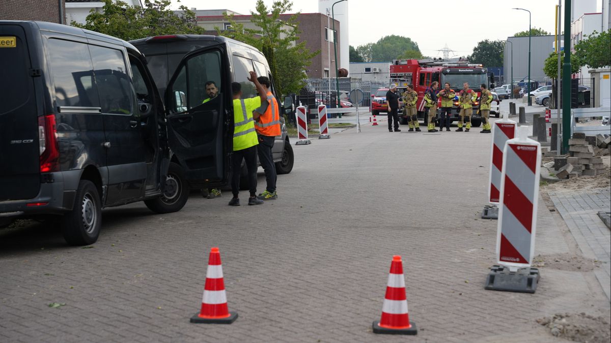 Internetkabel plaatsen gaat mis in Bunschoten: gaslek