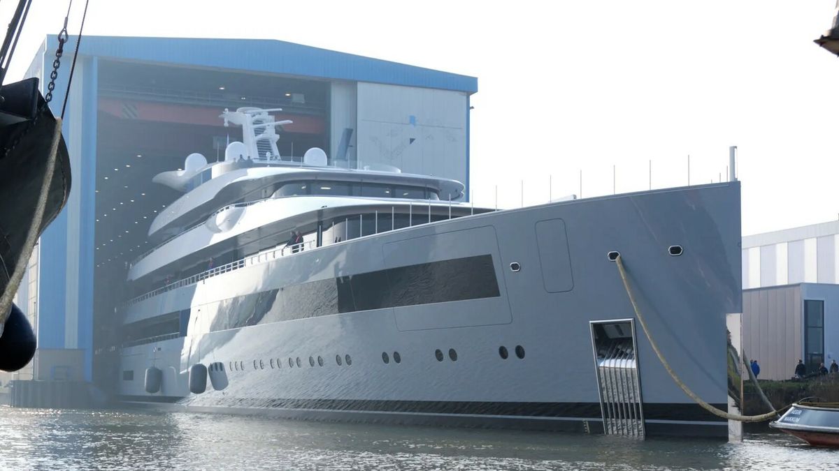 Hoe hellet De Vries Scheepsbouw de riken fan de wrâld nei Makkum ...