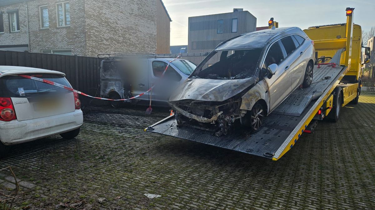 Elf autobranden in twee maanden in Deventer: buurtbewoners voelen zich onveilig