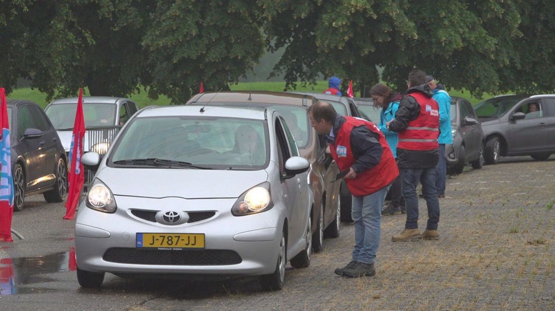Vakbonden roepen metaalwerknemers in Zwolle op te gaan staken