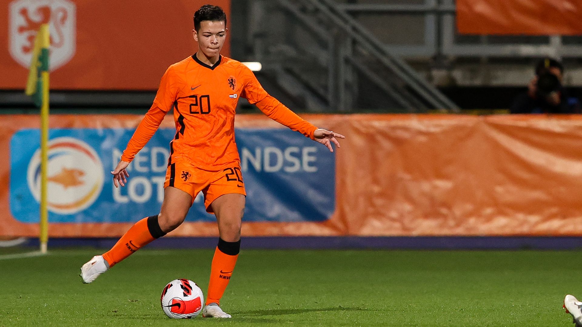 Oranje leeuwinnen shirt hot sale