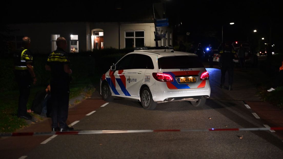 De politie verricht onderzoek in Kielwindeweer.