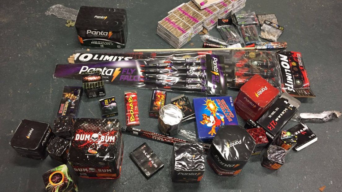 Het in beslag genomen vuurwerk (Rechten: Politie Zuidoost-Drenthe)