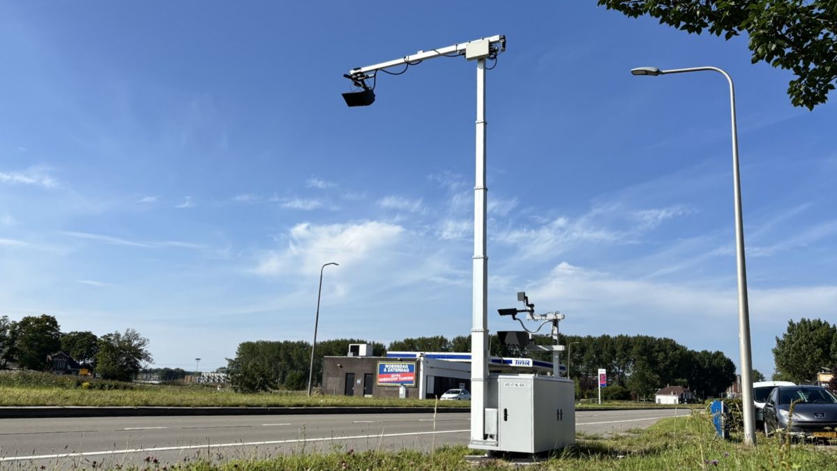 Sneek krijgt flitspalen: bij deze wegen komen flex- en focusflitsers | Geen snelboten naar Ameland