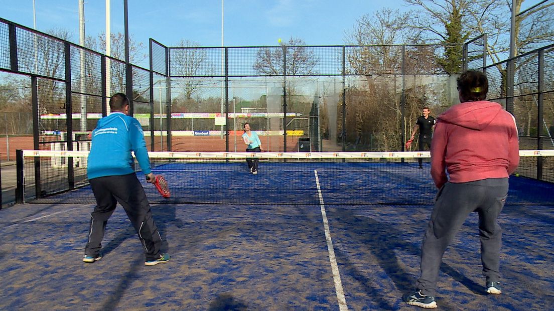 De nieuwe padelbaan in Scharendijke