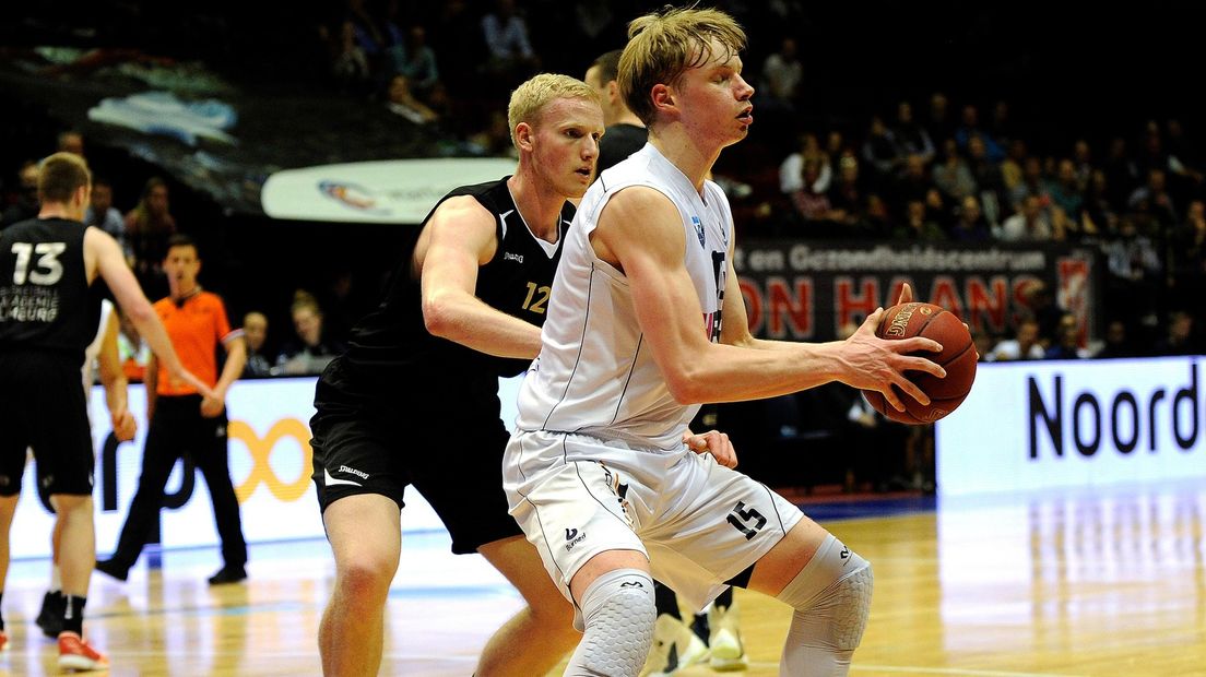 Rienk Mast in actie bij Donar