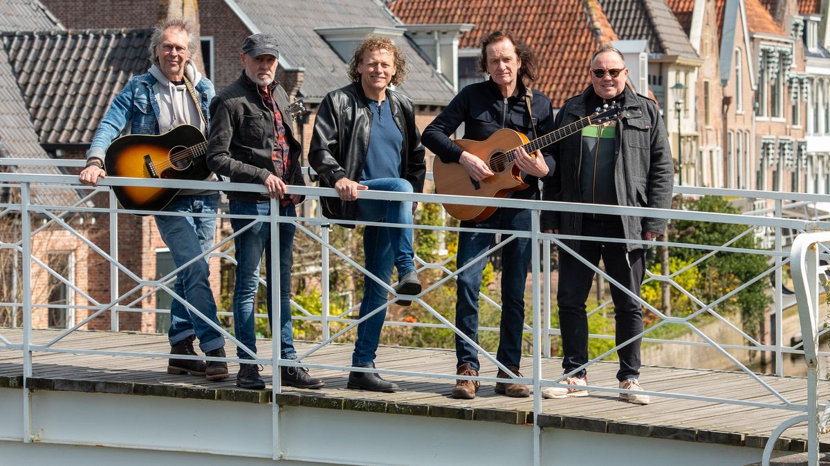 Wens van de koning komt uit: De Kast speelt bij slot van koninklijk bezoek in Dokkum