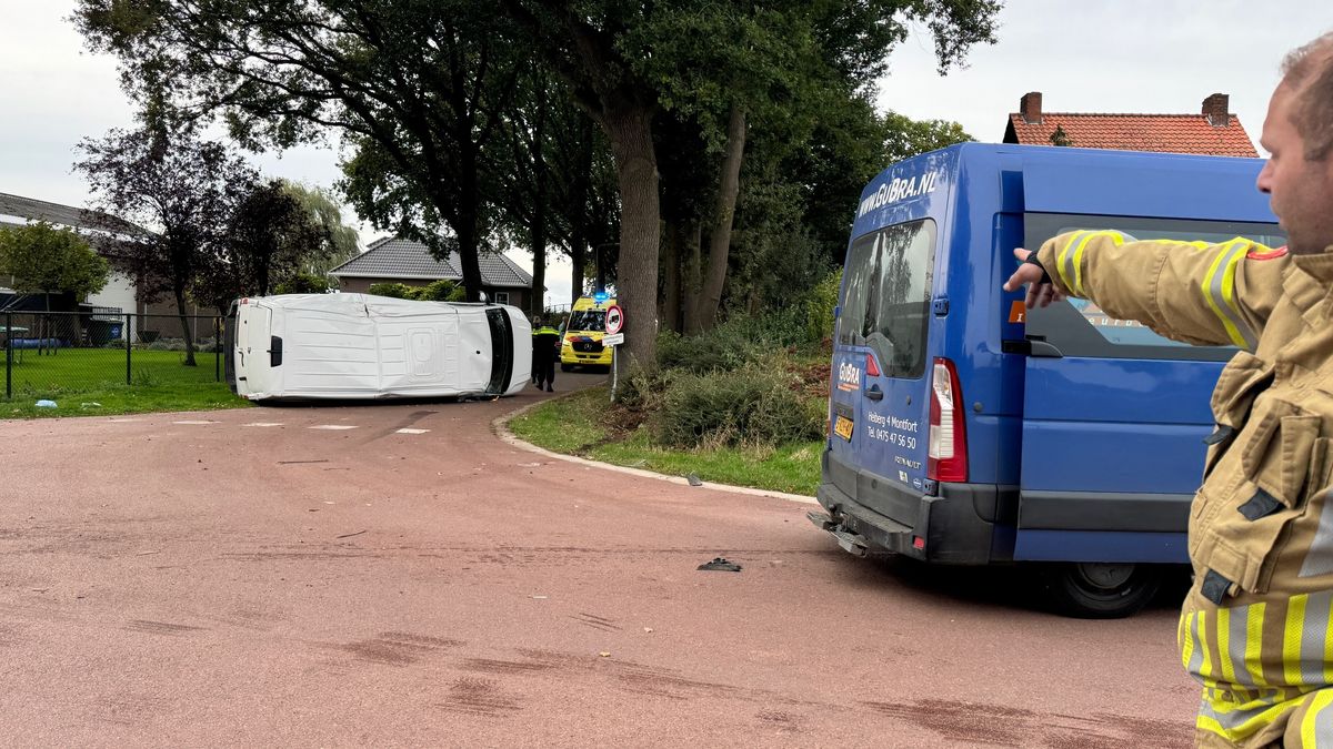 Bestuurder gewond bij botsing in Montfort