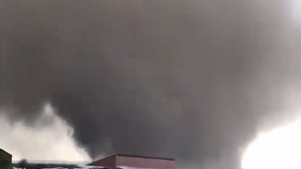 Noodweer in Limburg: tornado raast provincie voorbij