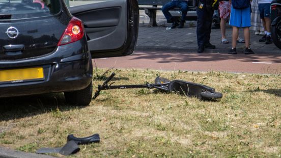 Bestuurder elektrische step gewond na aanrijding. Bestuurder elektrische step gewond na aanrijding.