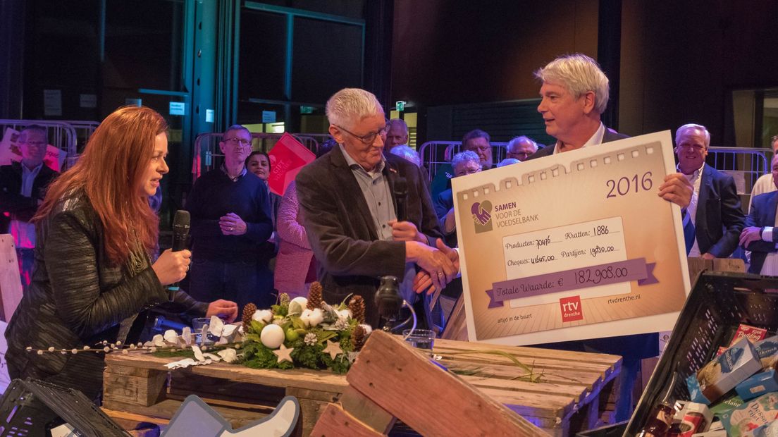 De totaalopbrengst is 182.908 euro (Rechten: RTV Drenthe/Fred van Os)