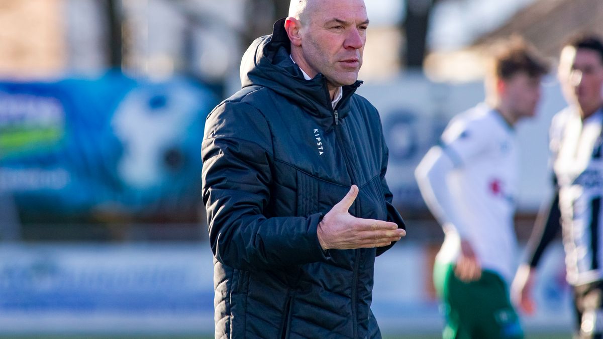 Roda JC neemt per direct afscheid van assistent-trainer Maurice Verbunt