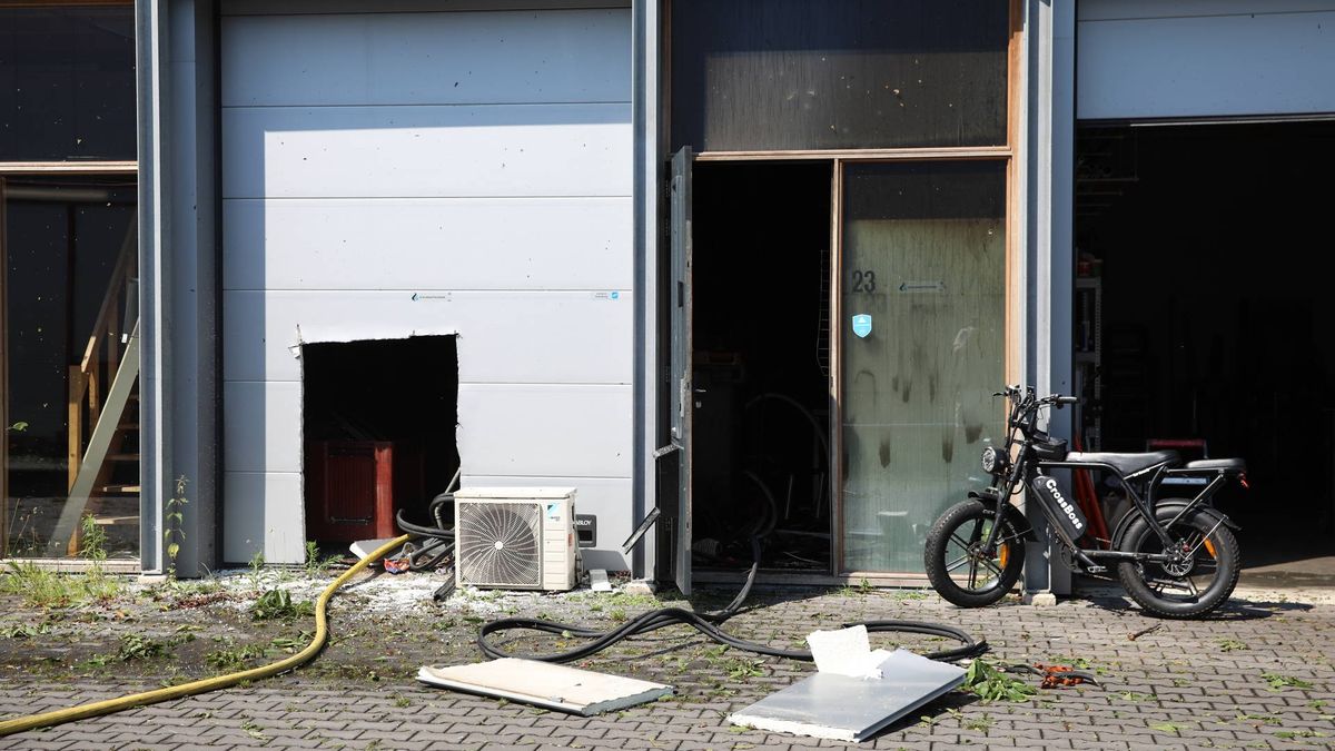 112-nieuws: Hond komt om bij brand in Zuidbroek • Geen treinen tussen Europapark en Beilen