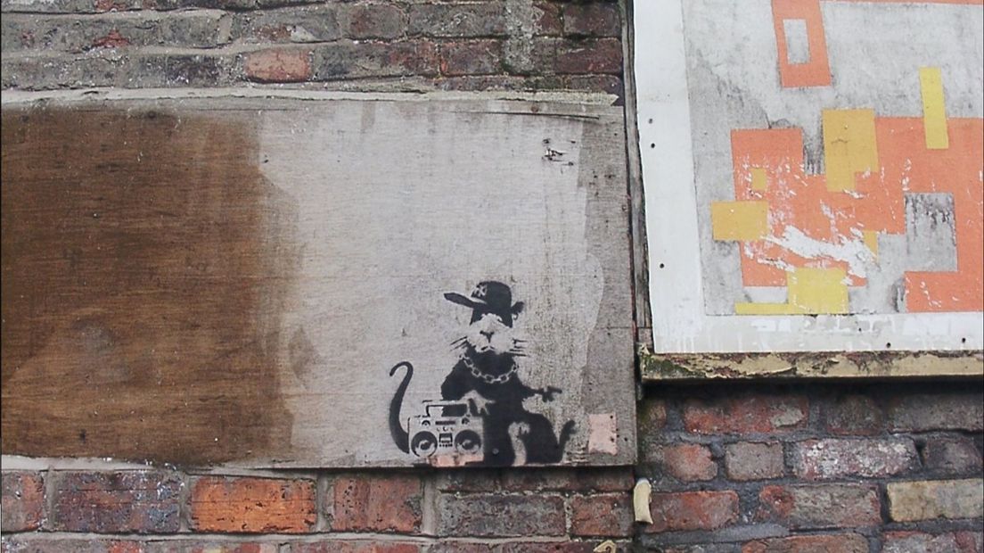 Foto van Banksy's "Gangsta Rat", gemaakt in 2004 in Liverpool