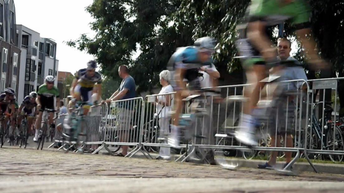 Laurens ten Dam wint Profronde Tiel