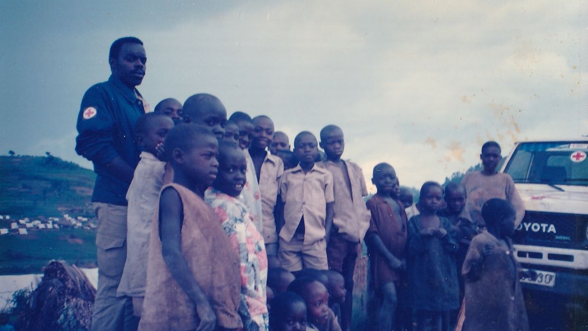Félicien vertelt over genocide in Rwanda: 'Mensen die daar de macht hebben, zijn niet blij als je ie