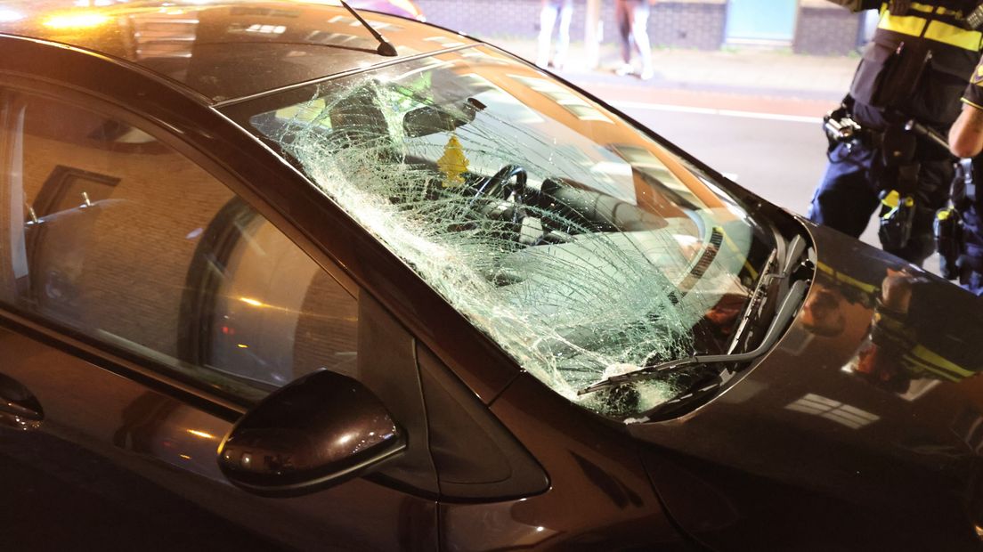 De voetganger werd geschept door een auto