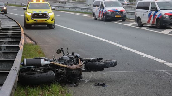 Motorrijder gewond bij eenzijdig ongeval | Brand in Goudriaan. Motorrijder gewond bij eenzijdig ongeval | Brand in Goudriaan.