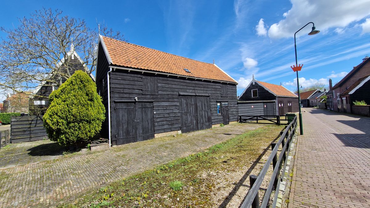 Inwoners Dreischor starten petitie voor het behoud van vlasschuur