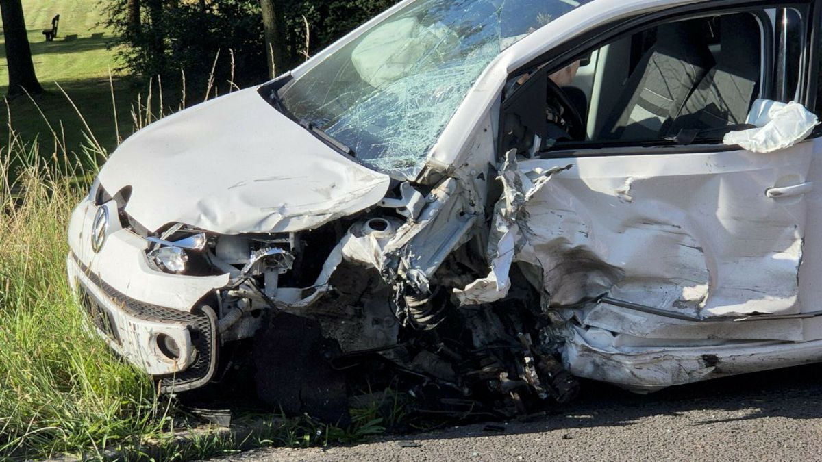 Drie gewonden door ongeluk op N374