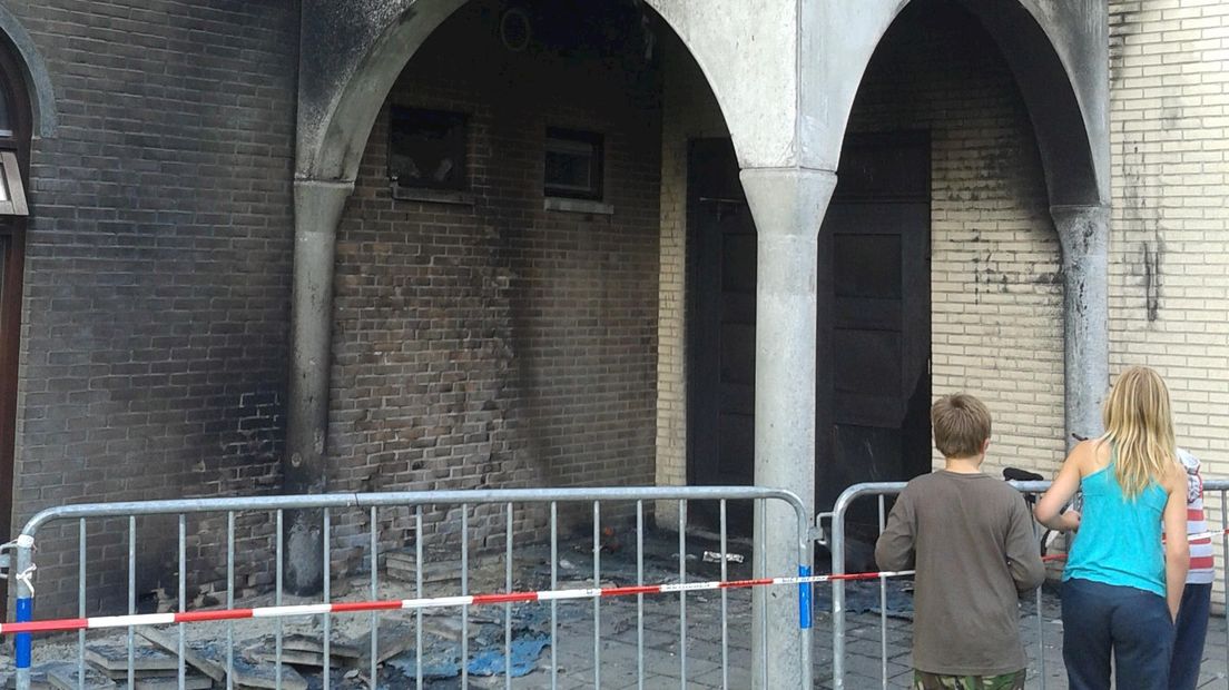 Onderzoek na brand bij moskee in Deventer