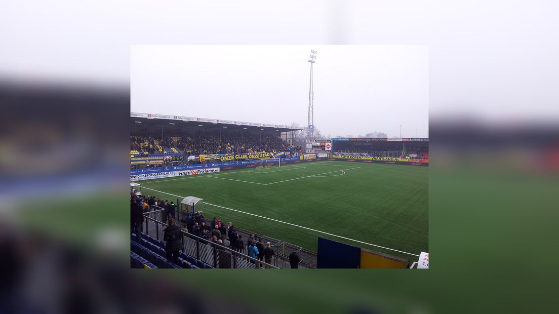 Cambuurstadion flak foar de wedstriid Cambuur-Hearrenfean