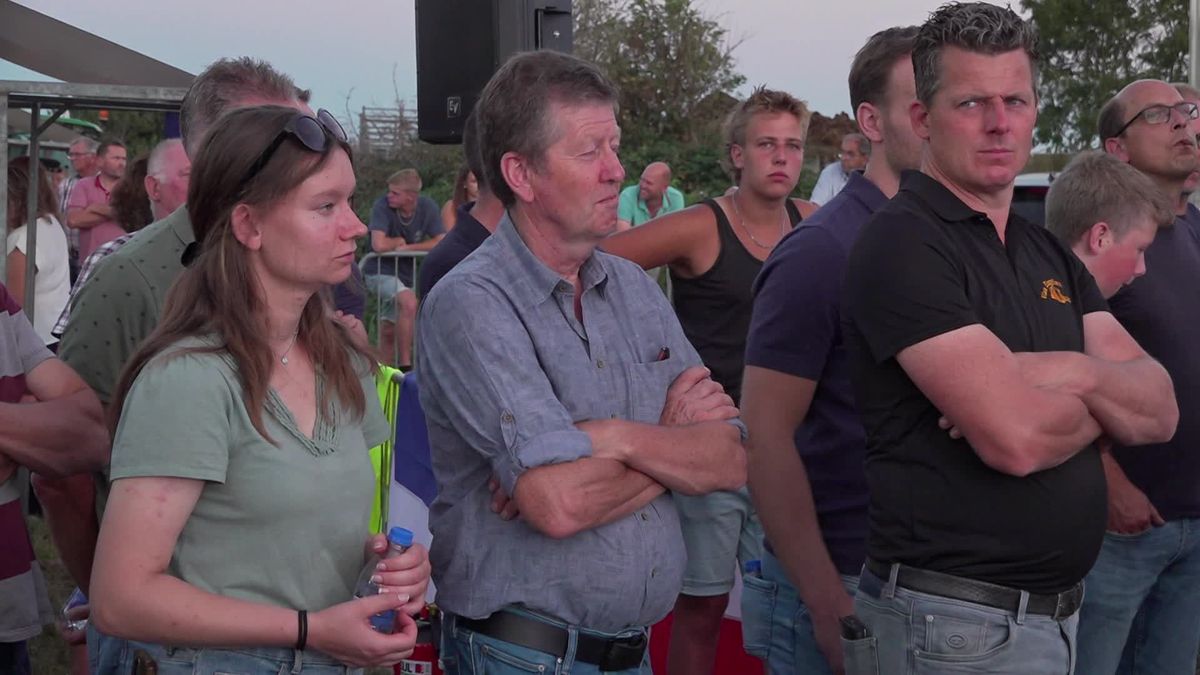 Honderden boeren bijeen in Kamperveen