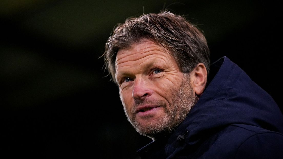 Jan Vreman blijft langer hoofdtrainer bij De Graafschap.