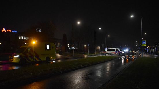112-nieuws dinsdag 17 februari: Voetganger gewond na botsing met auto in Stad • Hennepkwekerij in Hoogezand opgerold. 112-nieuws dinsdag 17 februari: Voetganger gewond na botsing met auto in Stad • Hennepkwekerij in Hoogezand opgerold.