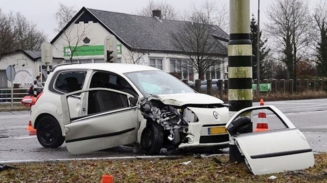 Man bekneld bij ongeluk in Zwolle
