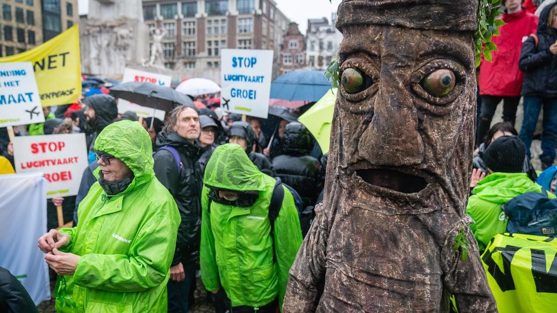 Joeri Westen als Greenpeace-boom (Rechten: Irina Raiu)