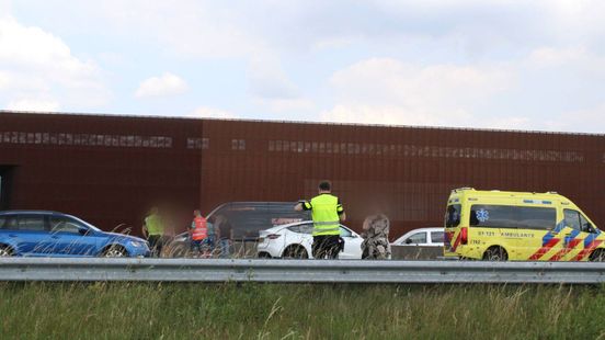 A12 bij Ede weer vrij na groot ongeluk. A12 bij Ede weer vrij na groot ongeluk.