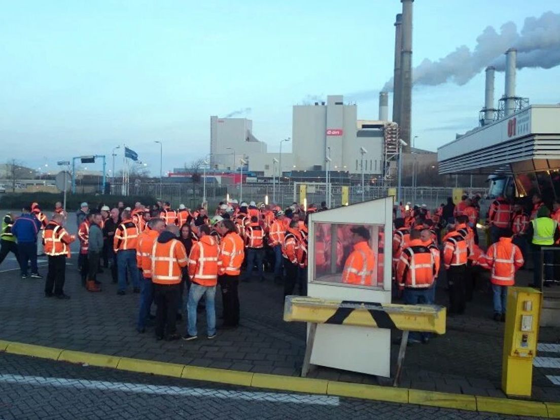 Stakende havenwerkers