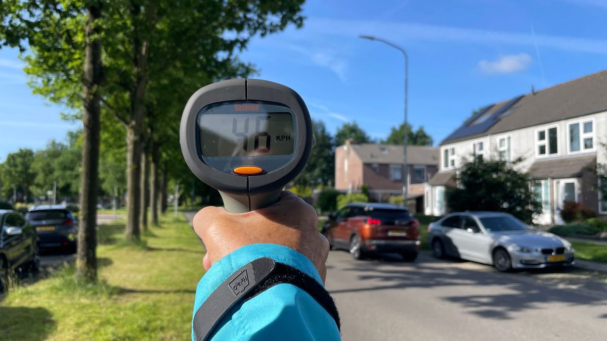 VVN houdt extra lange snelheidscontrole in Drenthe: 'Het loopt de