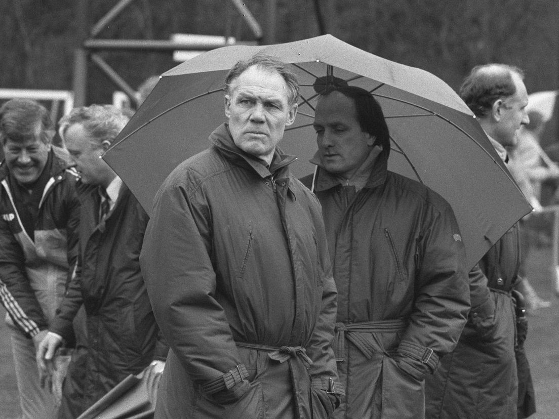 Dick Advocaat, hier als assistent van bondscoach Rinus Michels.