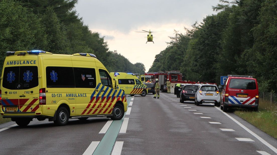 Het ongeluk gebeurde tussen Zweeloo en Noord-Sleen (Rechten: Van Oost Media)