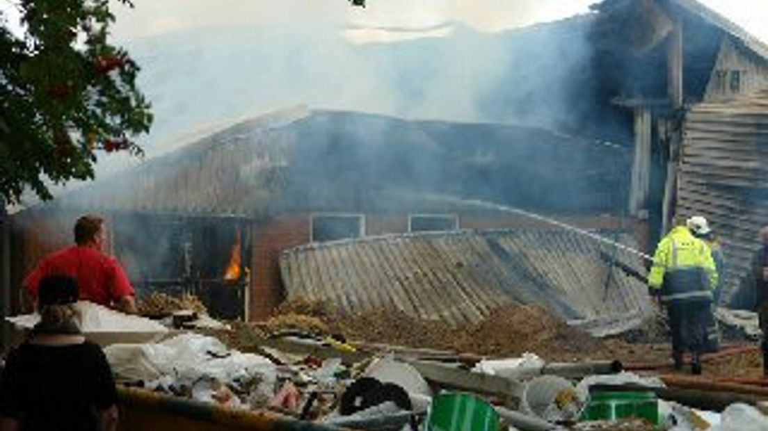 Brand in veeschuur