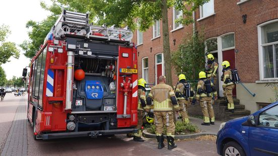 Brandweer rukt uit voor rook in woning