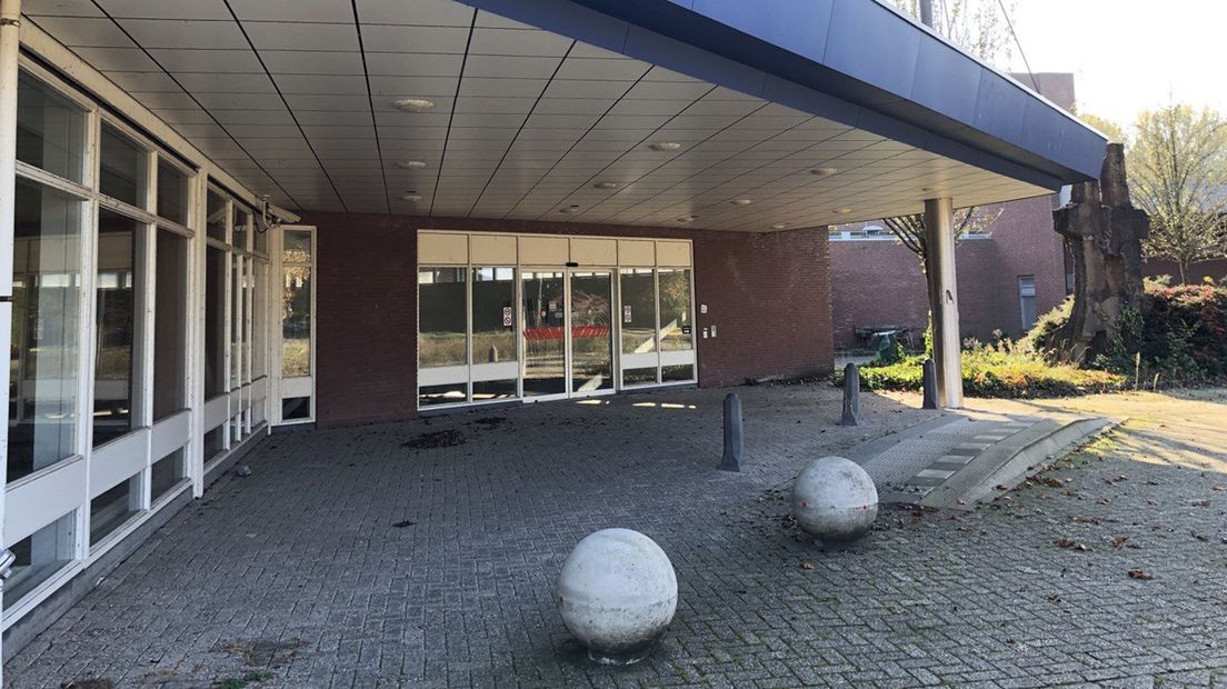 Het voormalige Delfzicht ziekenhuis in Delfzijl