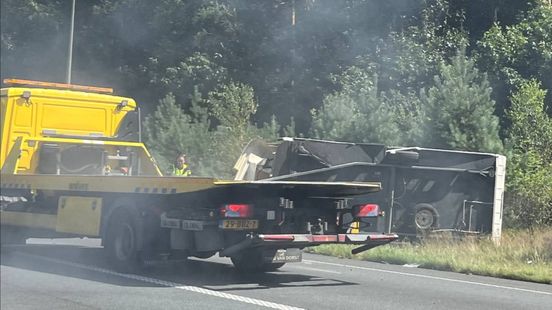 File door ongeval met caravan. File door ongeval met caravan.