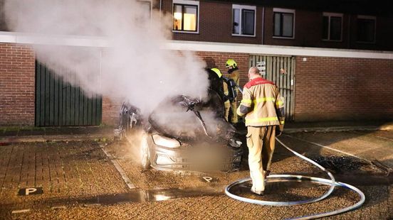 Zoveelste autobrand in Apeldoorn