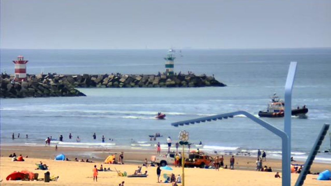 Zoektocht Naar Zwemmer Voor Strand Scheveningen - Omroep West