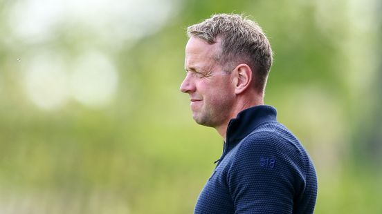 Trainer Mark Looms en Urk uit elkaar | Proost debuteert in Oranje-selectie Home