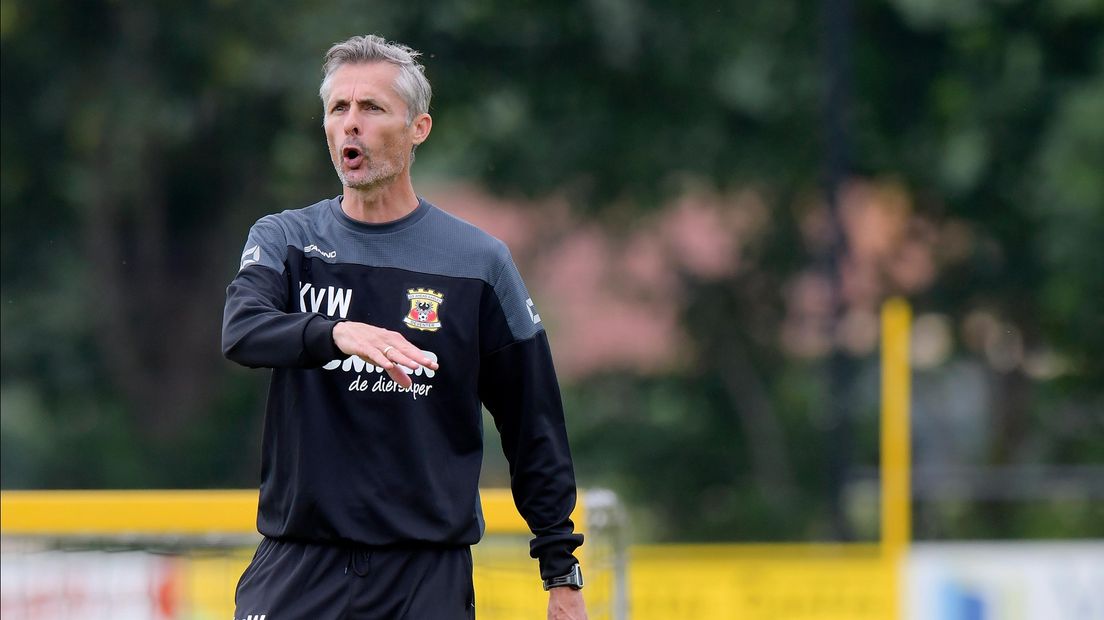 Van Wonderen begint zijn klus bij GA Eagles in Dordrecht en treft dan De Graafschap
