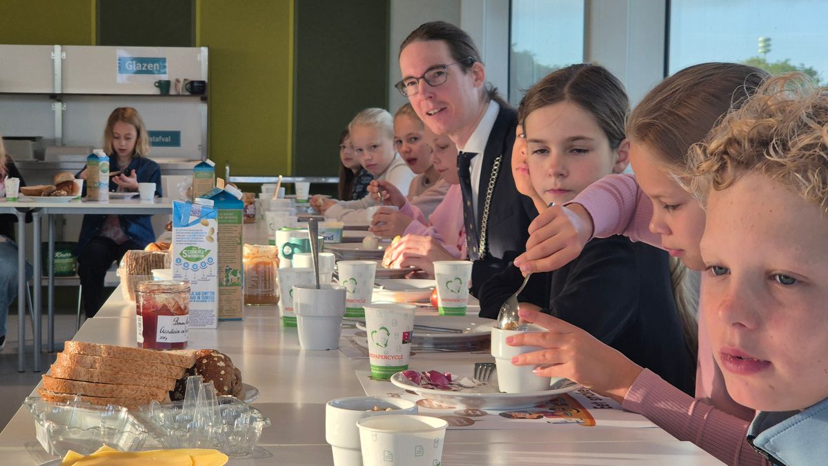 ‘Ontbijt is brandstof’: kinderen Tynaarlo leren waarom eten vóór school zo belangrijk is