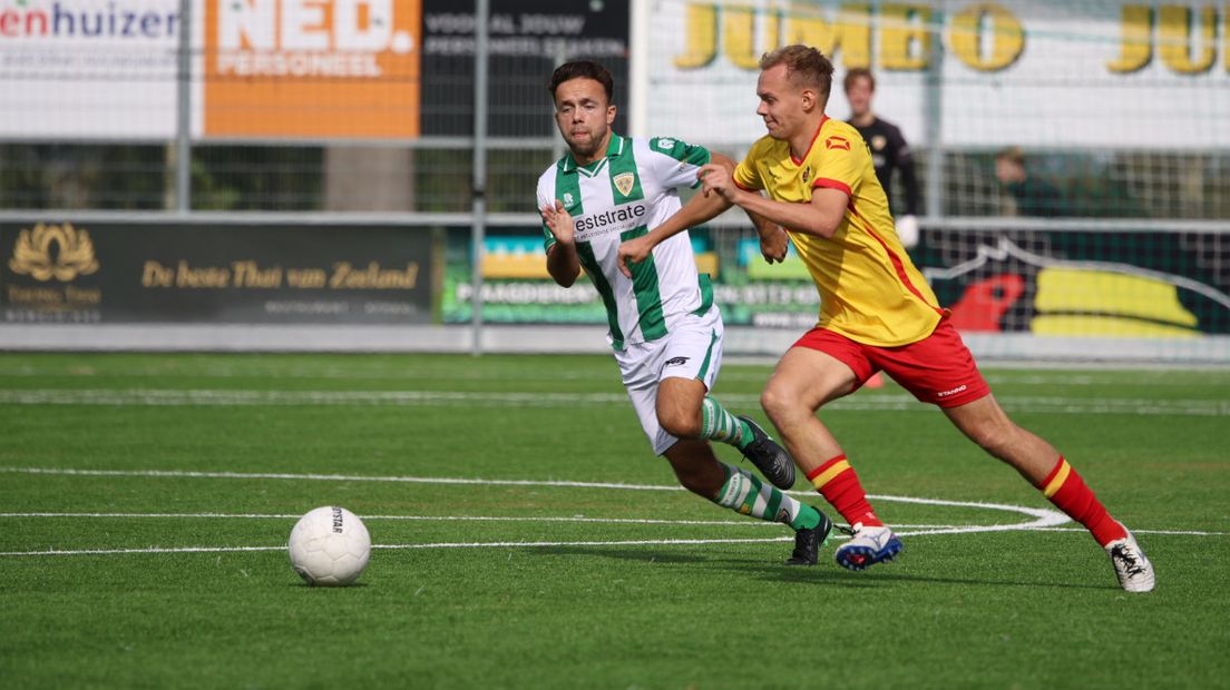Beeld uit de wedstrijd Kloetinge tegen ROHDA Raalte