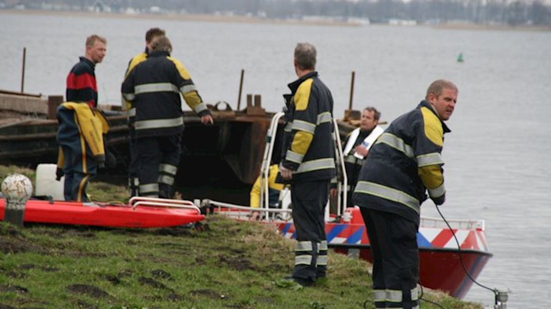 Zeilboot slaat om op Belterwijde